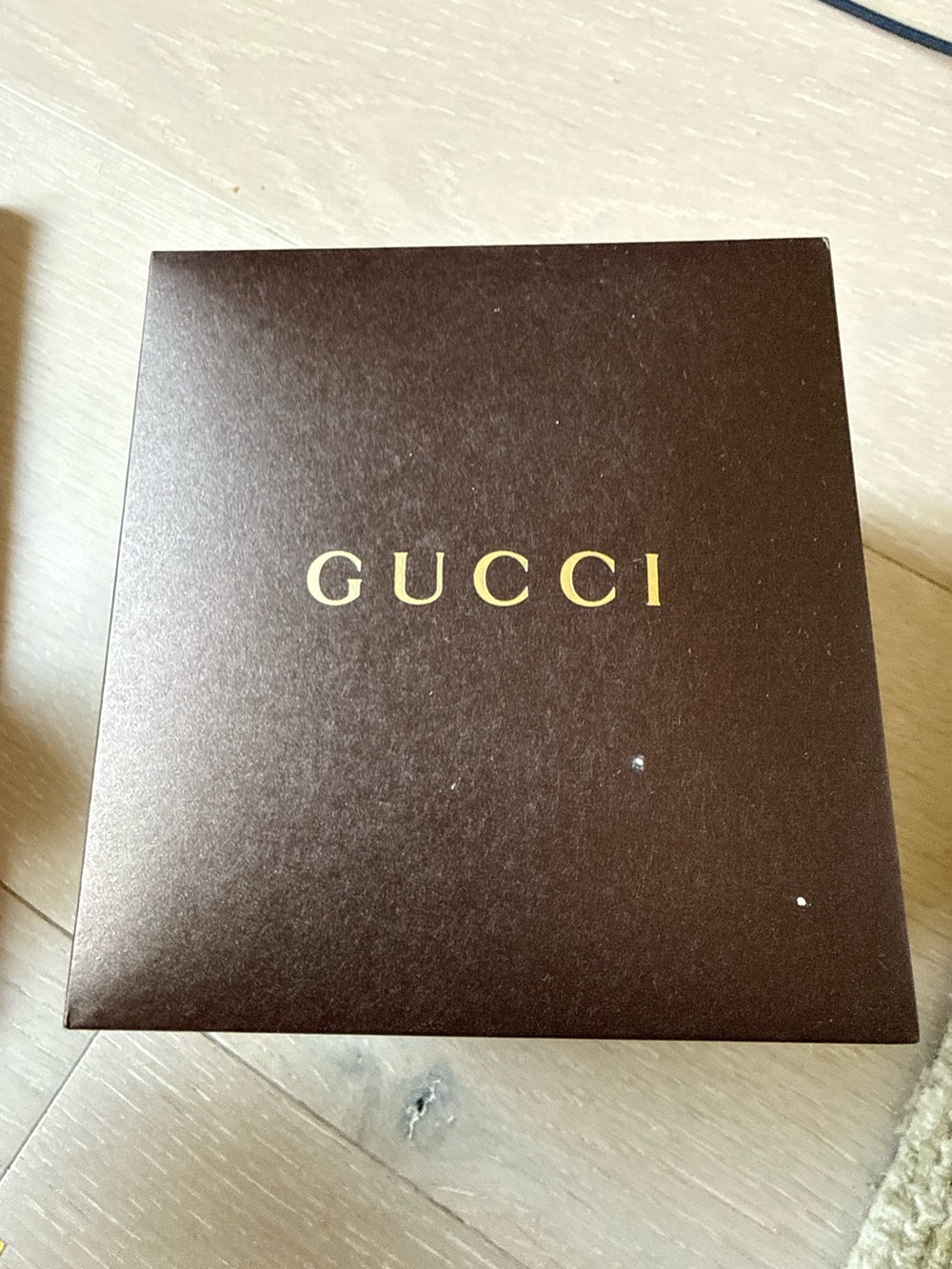 Gucci White Digital Round Watch with Green-Red Web Stripe